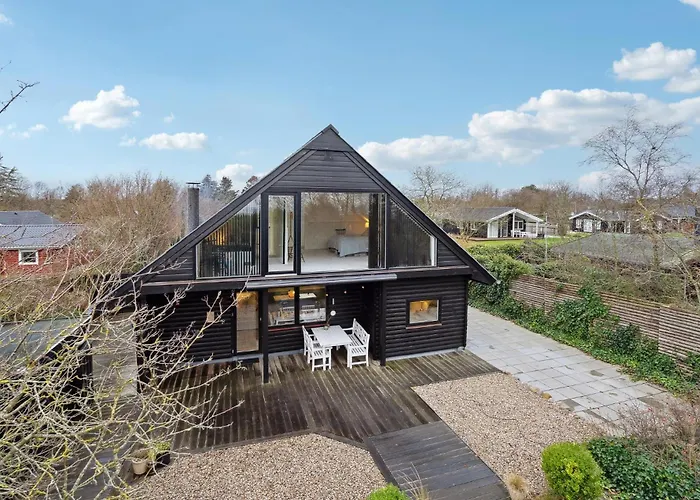 3 Bedroom Beautiful In Sydals 度假居