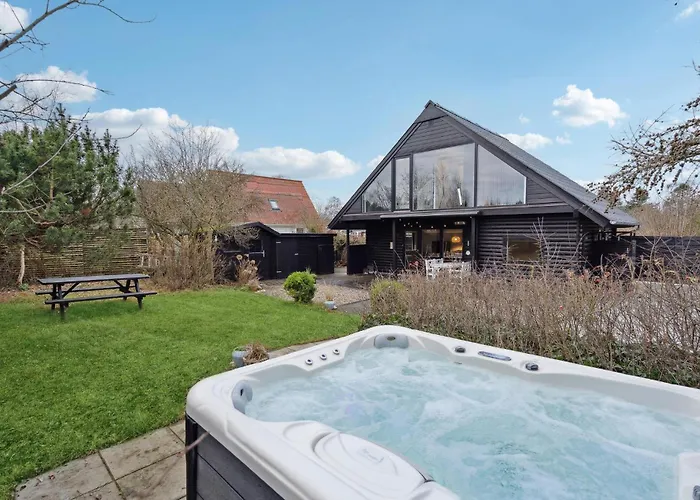 3 Bedroom Beautiful In Sydals 度假居 *